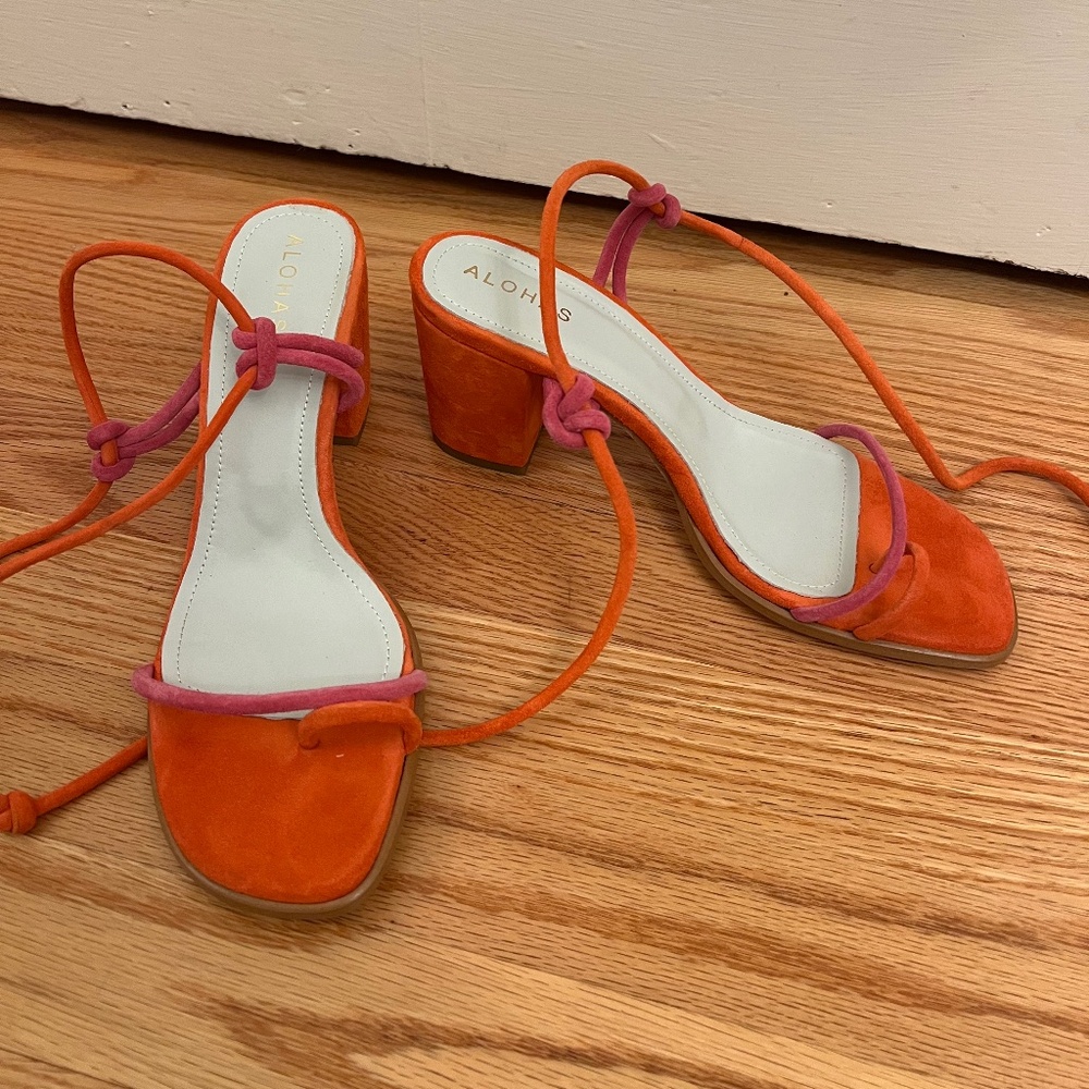 Alohas Grace Wrap Up Heels